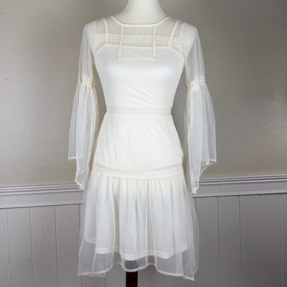 Altar'd State Dresses & Skirts - ALTAR'D STATE Bell Sleeve Gauzy "Romance Dress" XS